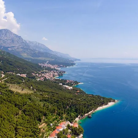 With A Parking Space Brela, Makarska - 17281 3*